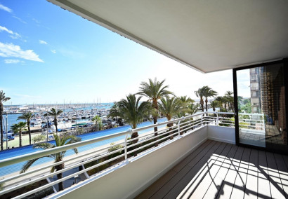 Apartment / flat - Resale - Torrevieja - Centro