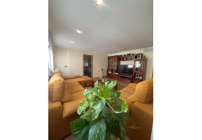 Apartment / flat - Resale - Torrevieja - Centro