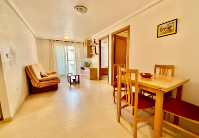 Apartment / flat - Resale - Torrevieja - Centro