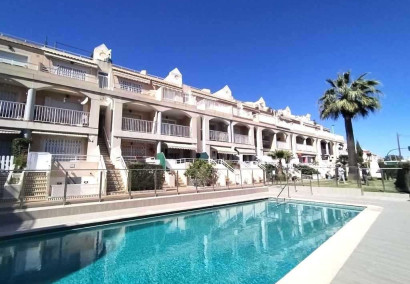 Apartment / flat - Resale - Torrevieja - Playa de los locos