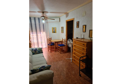 Apartment / flat - Resale - Torrevieja - Playa del cura