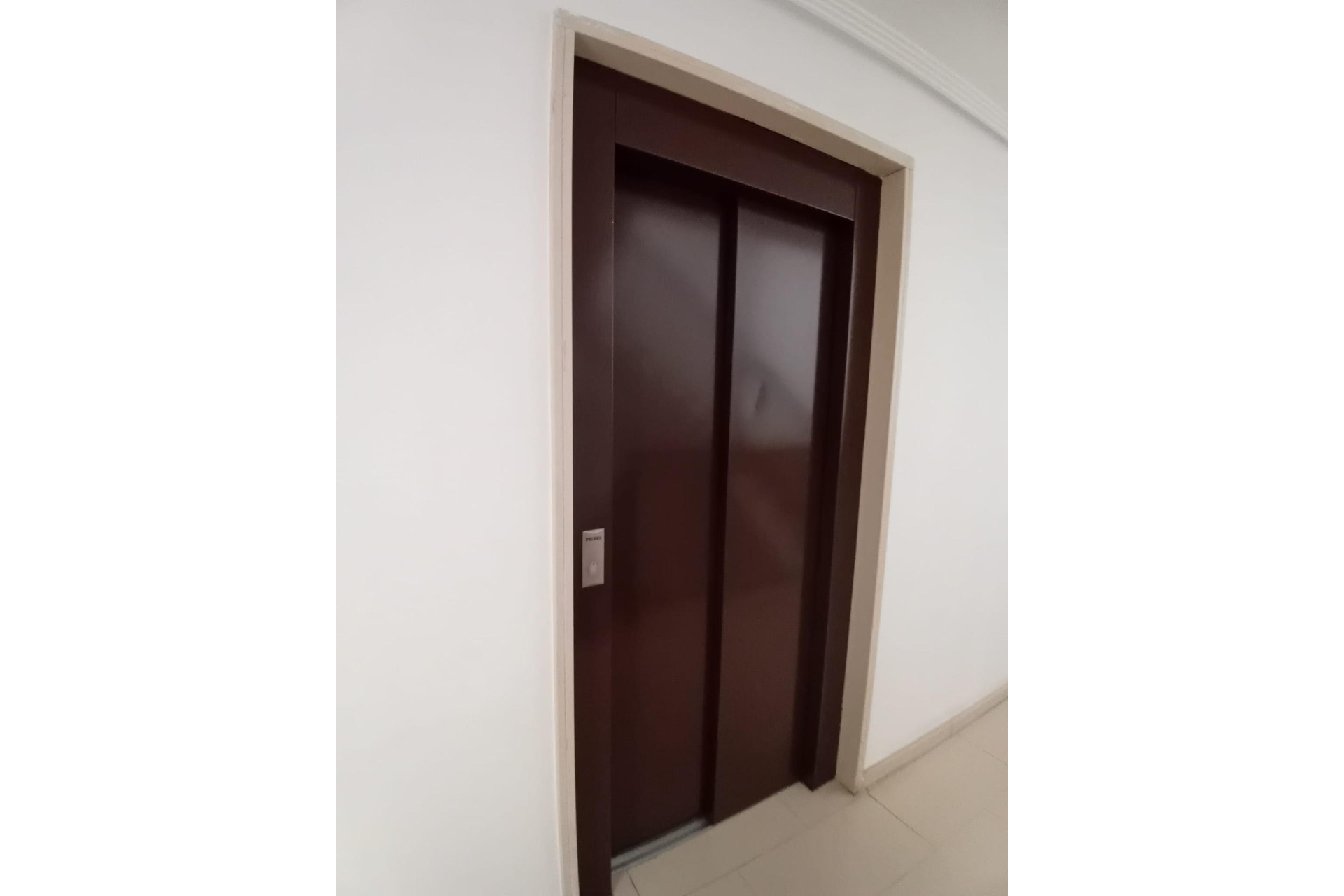 Resale - Apartment / flat - Almoradi - Center