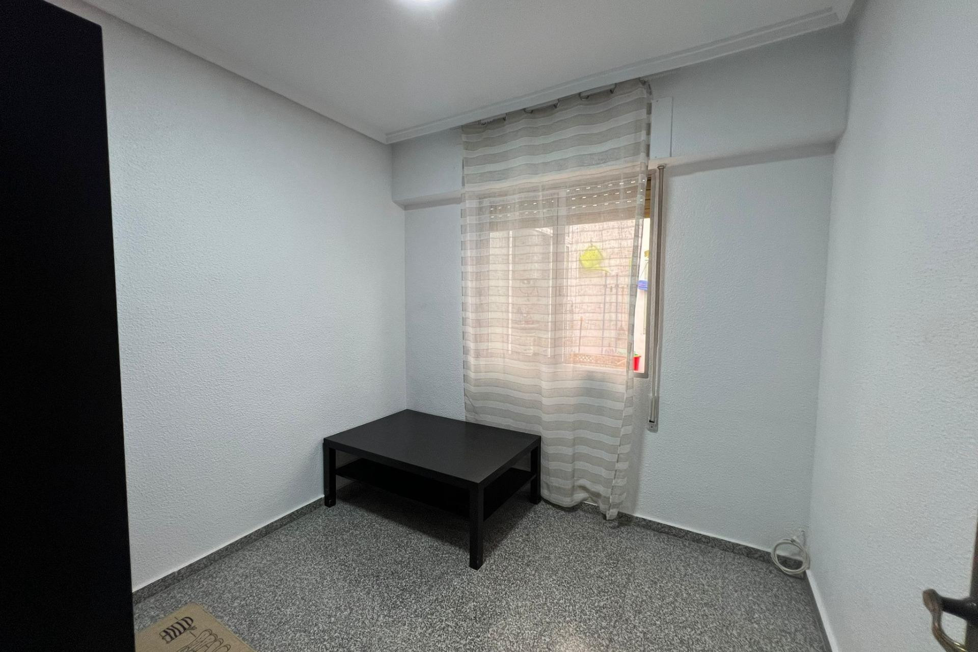 Resale - Apartment / flat - Dolores - CENTRO