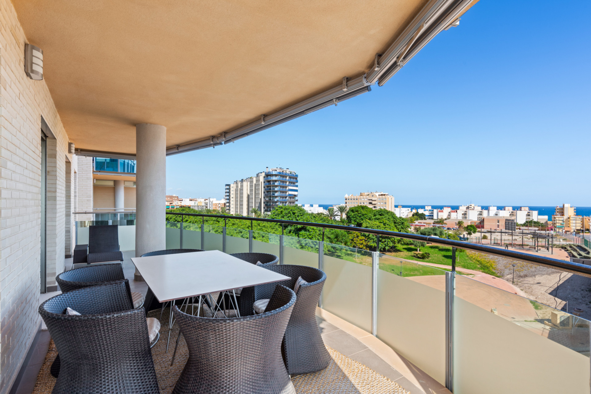 Resale - Apartment / flat - El Campello - El Amerador