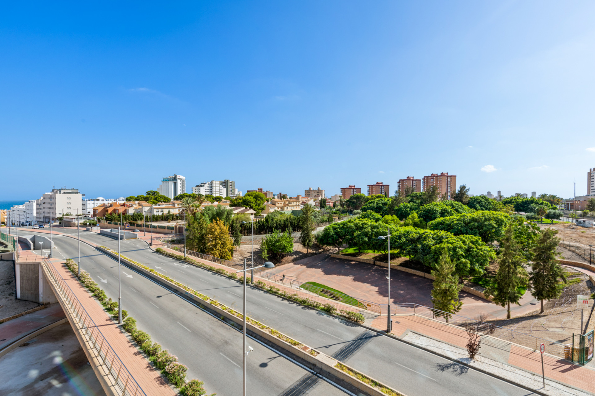 Resale - Apartment / flat - El Campello - El Amerador