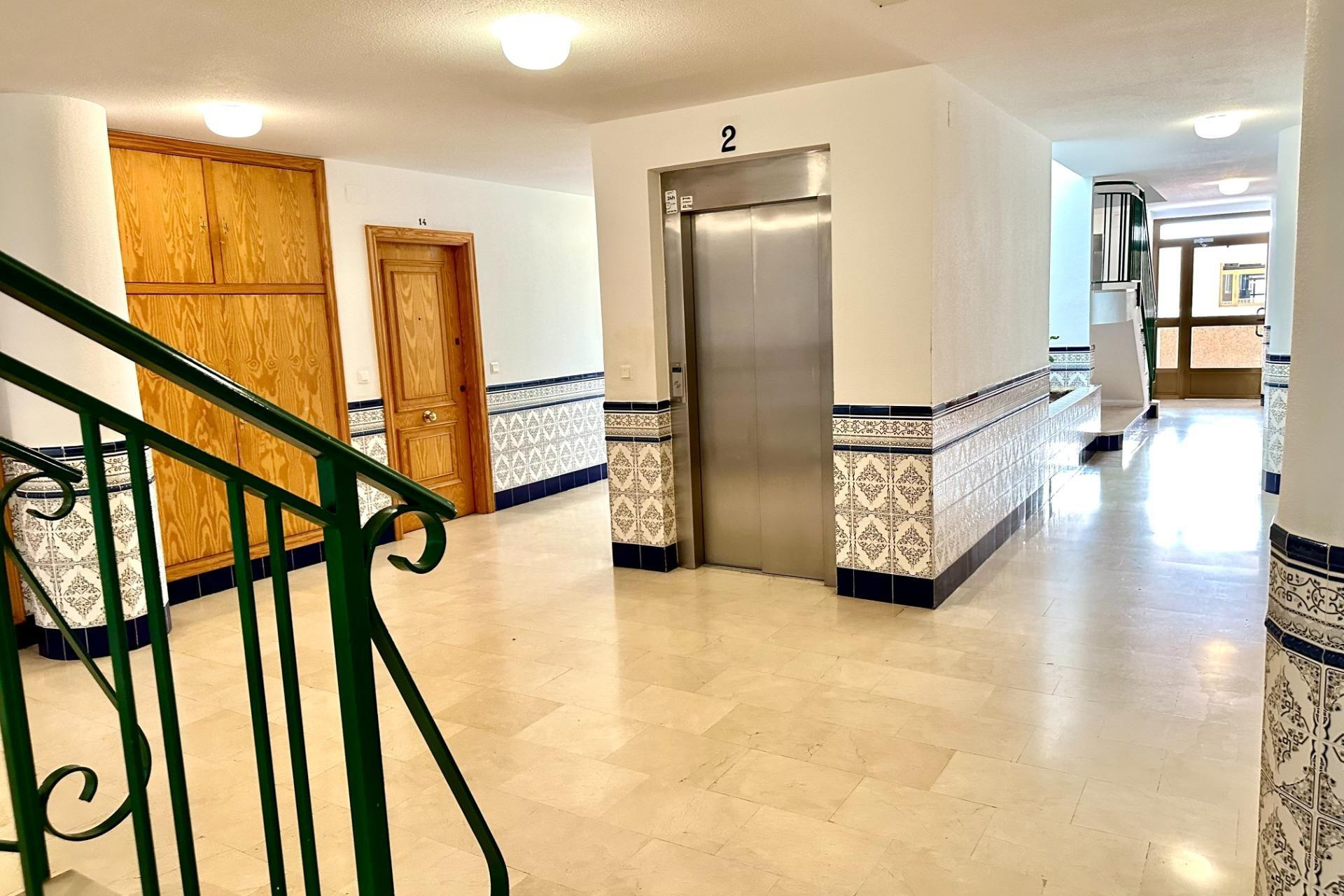 Resale - Apartment / flat - Guardamar del Segura - Pueblo