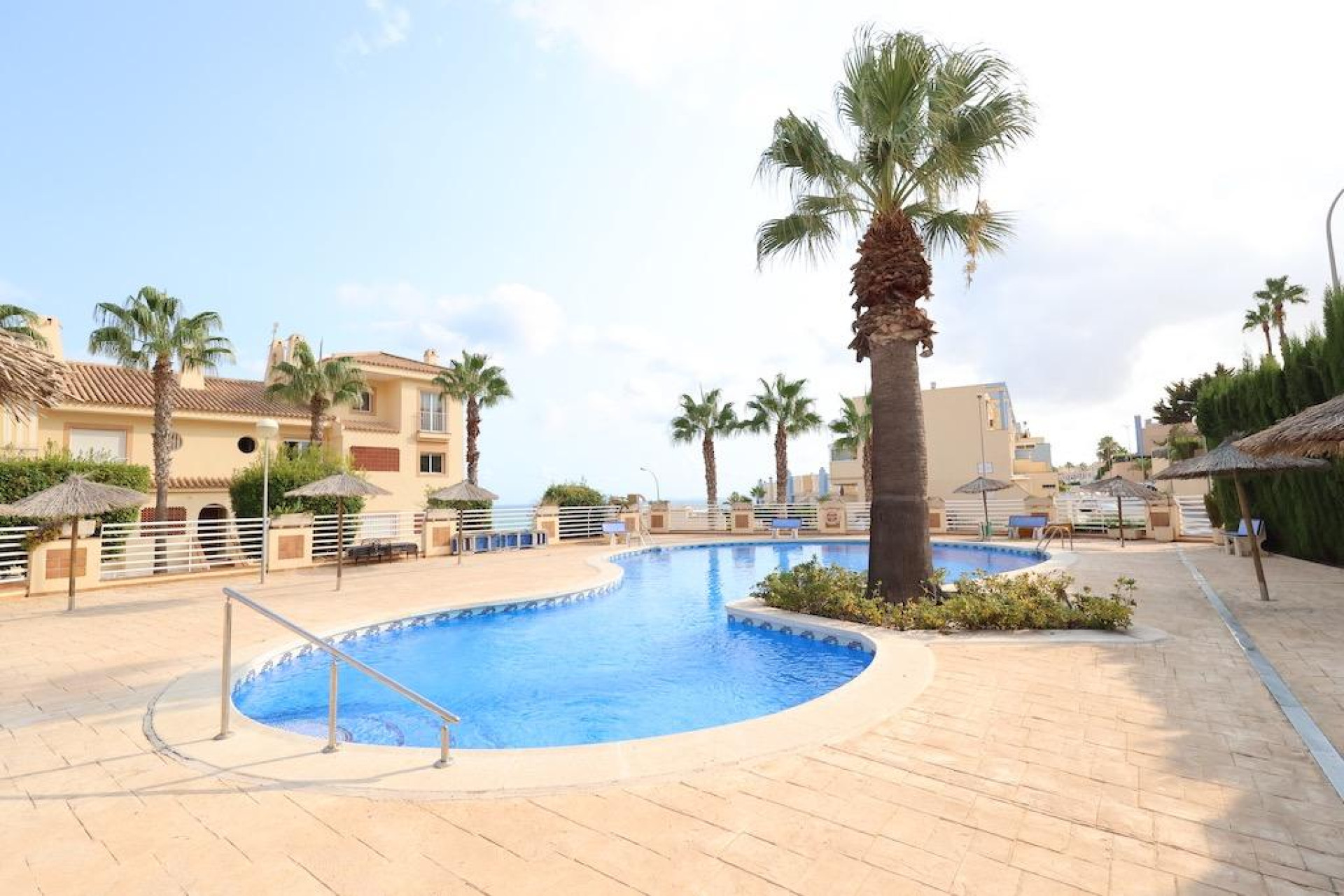 Resale - Apartment / flat - Orihuela Costa - Campoamor