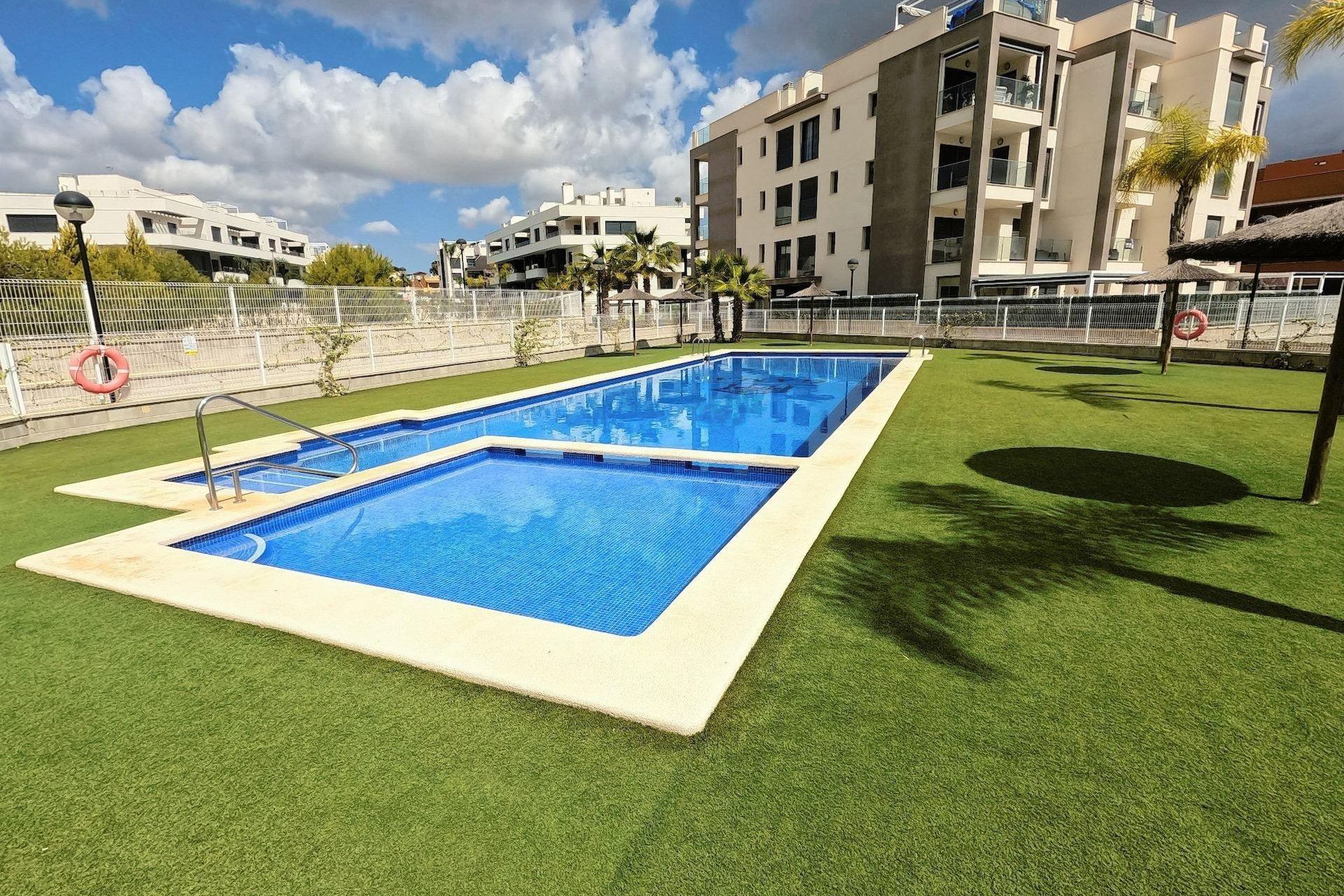 Resale - Apartment / flat - Orihuela Costa - Villamartin