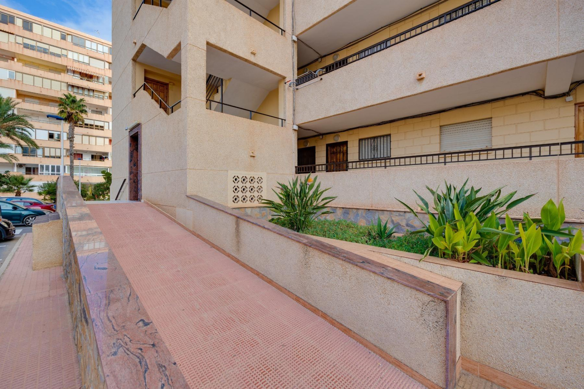 Resale - Apartment / flat - Torrevieja - Cabo cervera