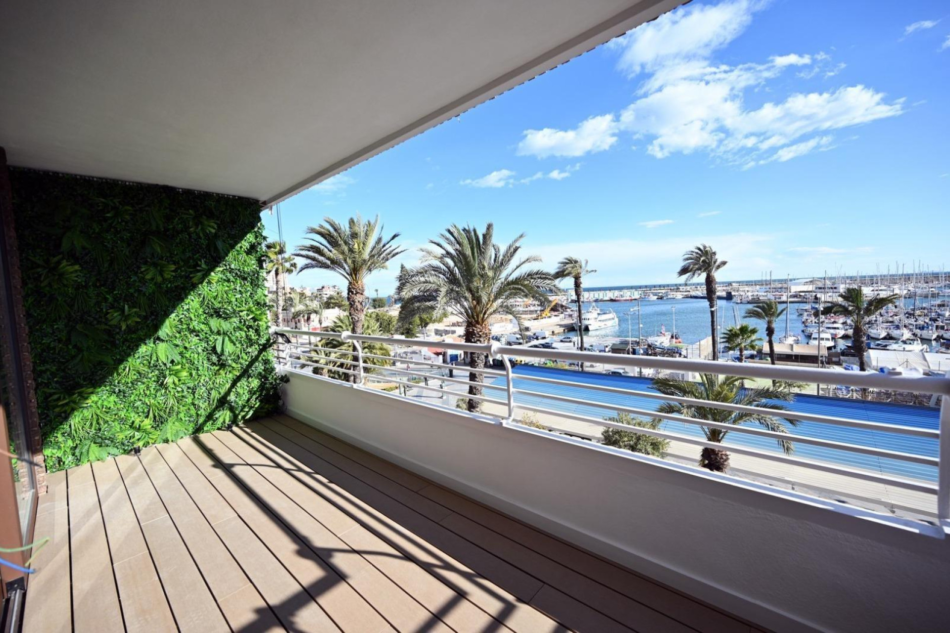 Resale - Apartment / flat - Torrevieja - Centro