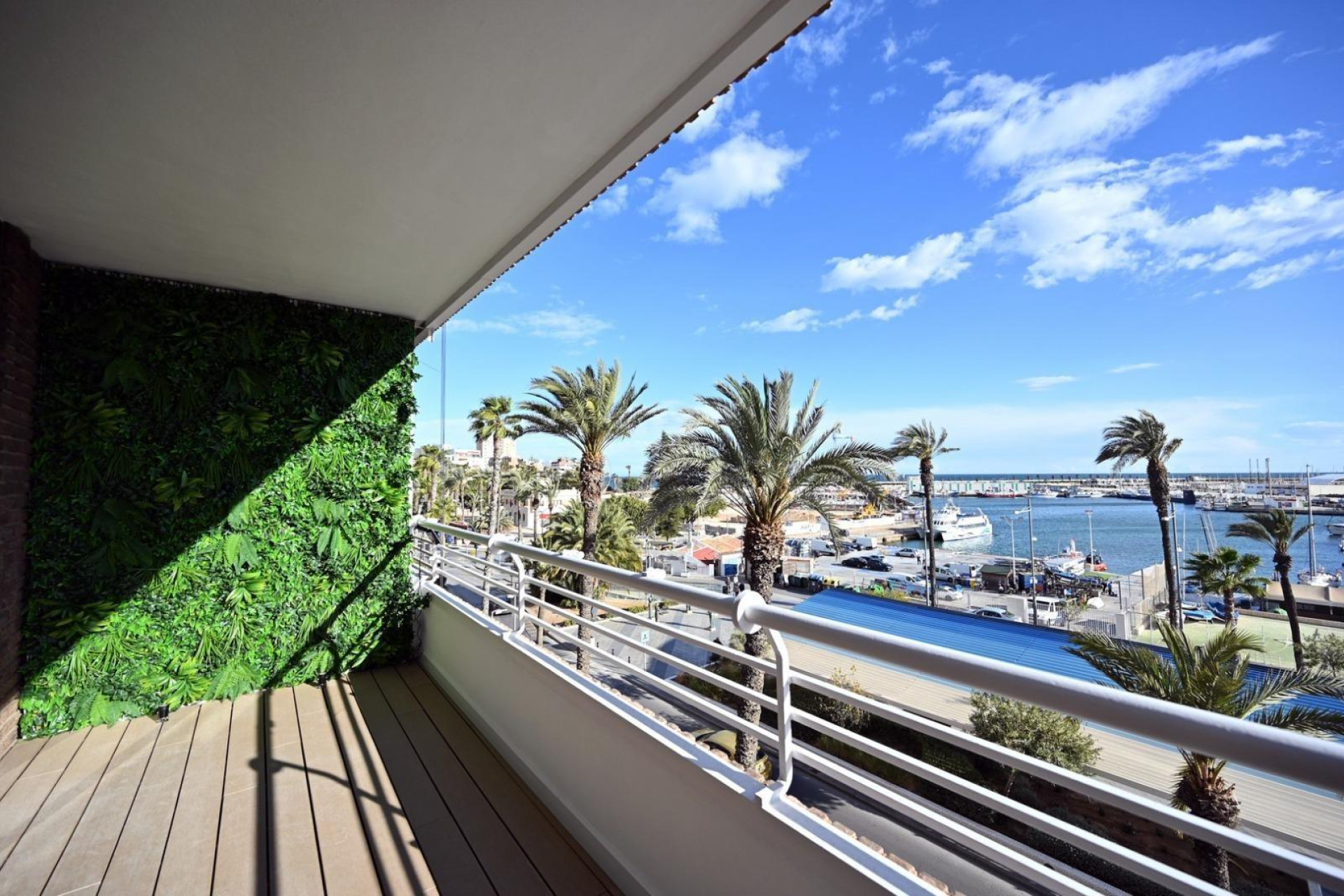 Resale - Apartment / flat - Torrevieja - Centro