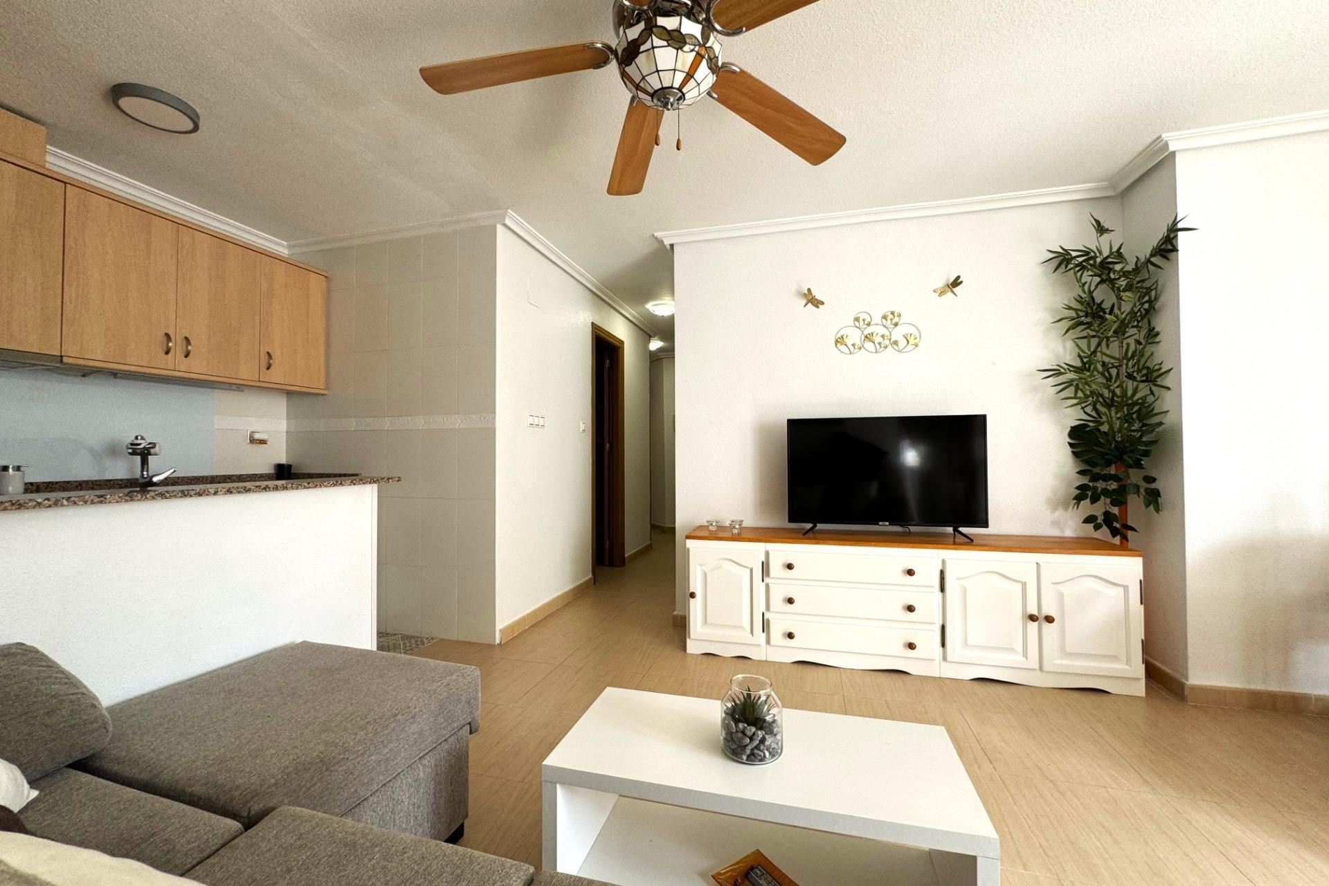 Resale - Apartment / flat - Torrevieja - Centro