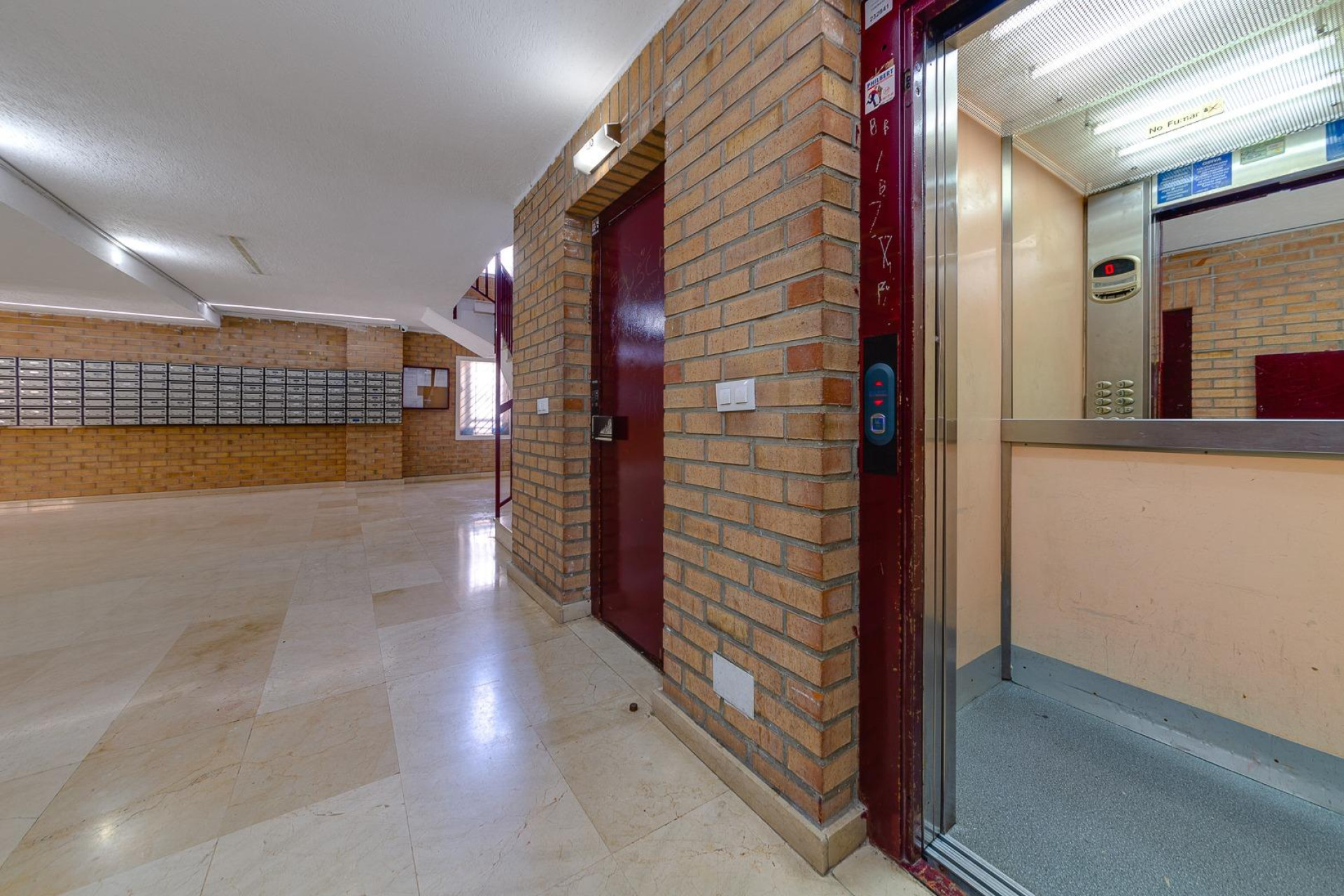 Resale - Apartment / flat - Torrevieja - Centro