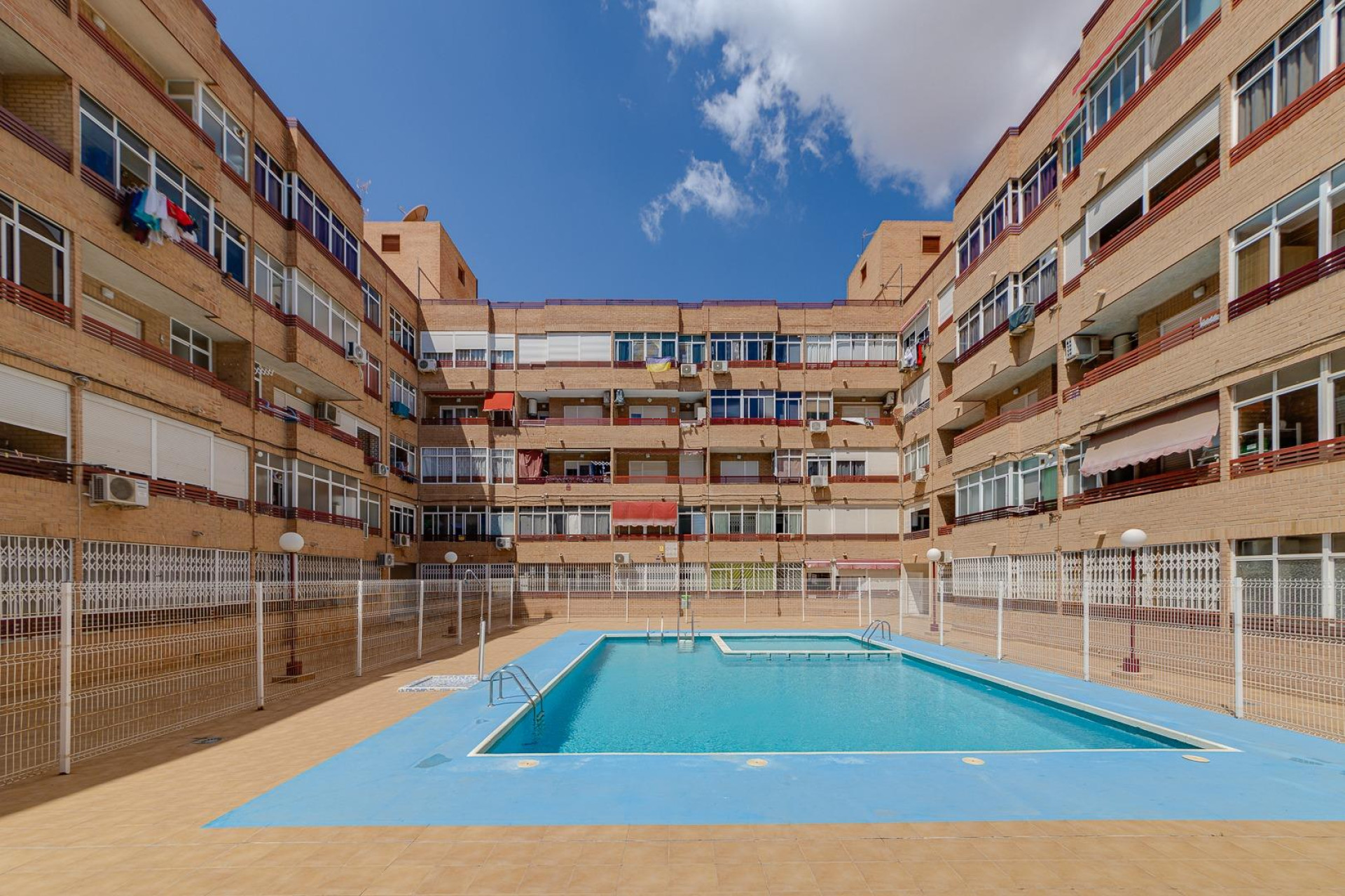 Resale - Apartment / flat - Torrevieja - Centro