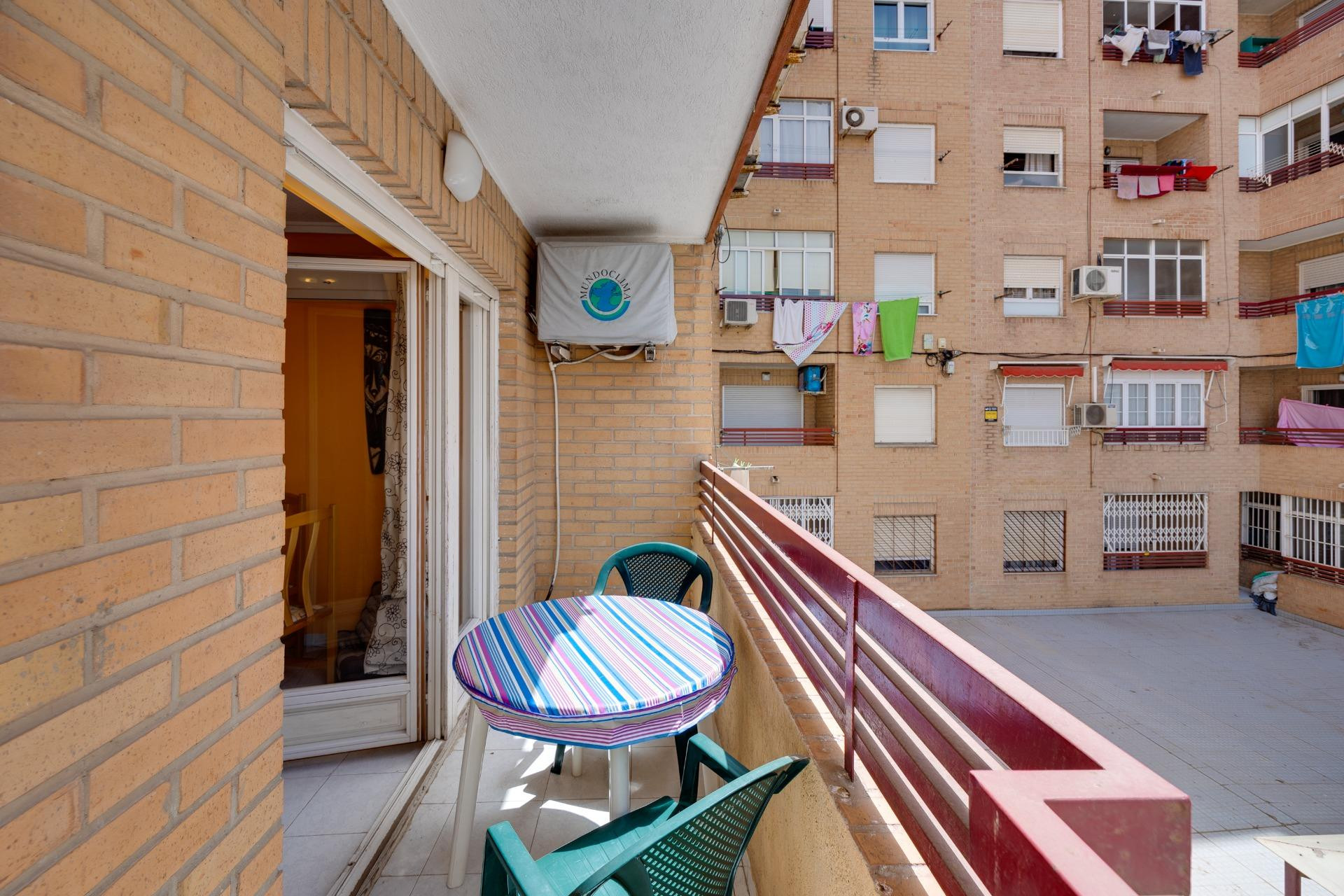 Resale - Apartment / flat - Torrevieja - Centro