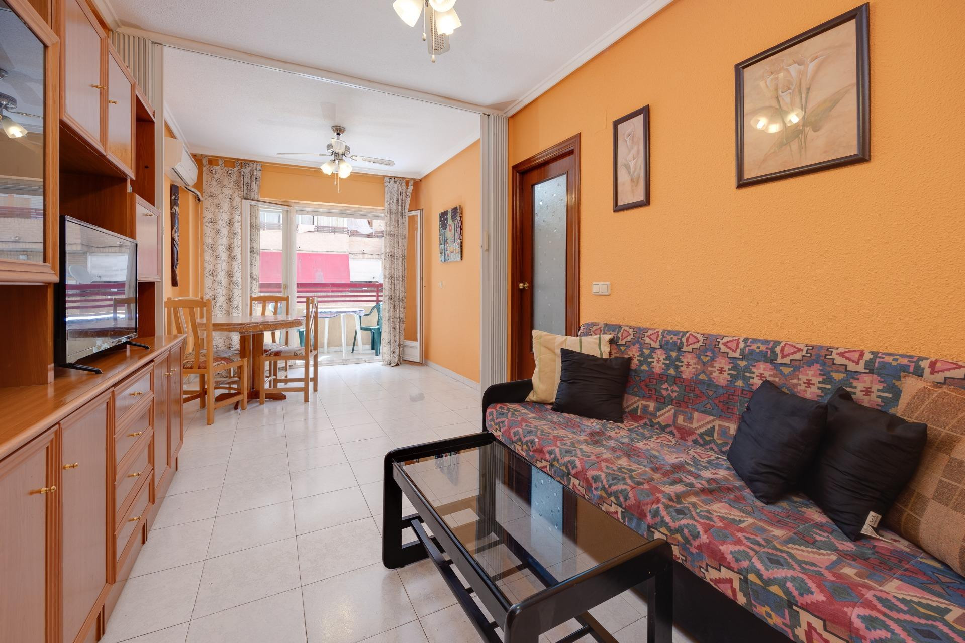 Resale - Apartment / flat - Torrevieja - Centro