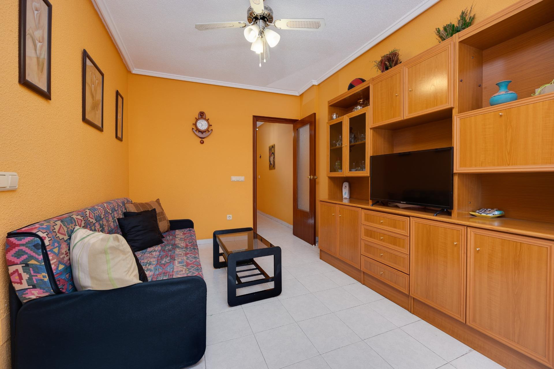 Resale - Apartment / flat - Torrevieja - Centro