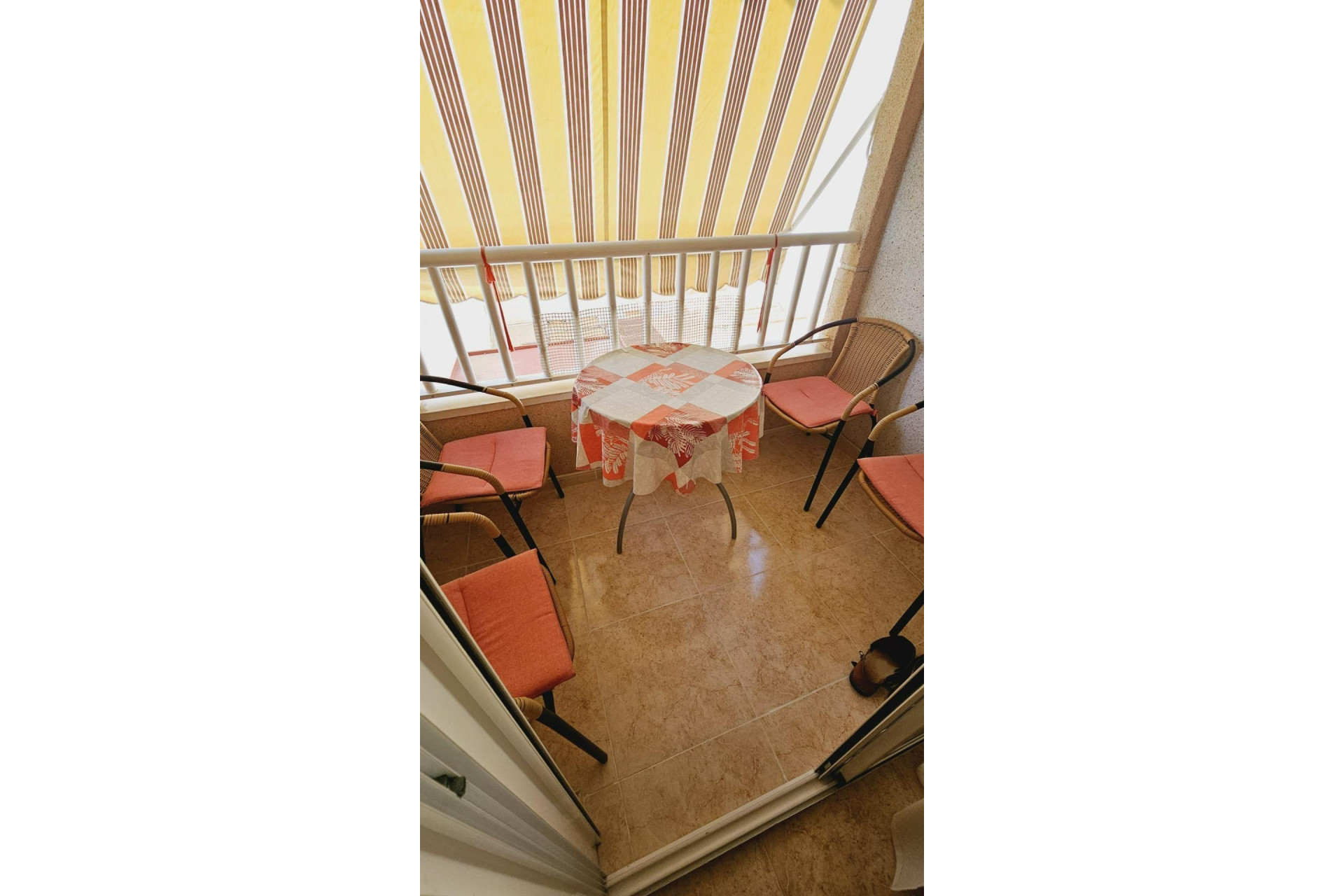 Resale - Apartment / flat - Torrevieja - Centro