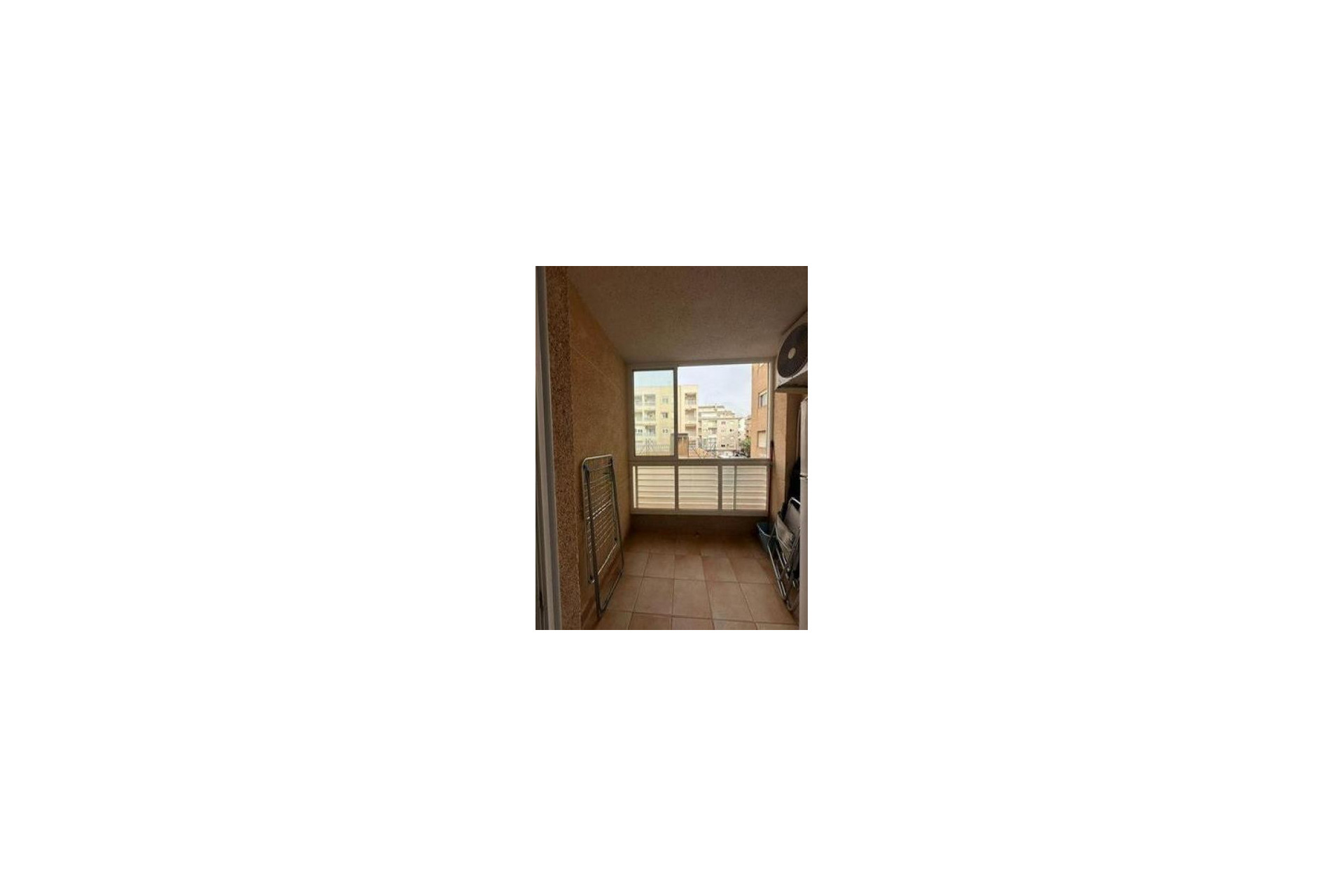 Resale - Apartment / flat - Torrevieja - Centro