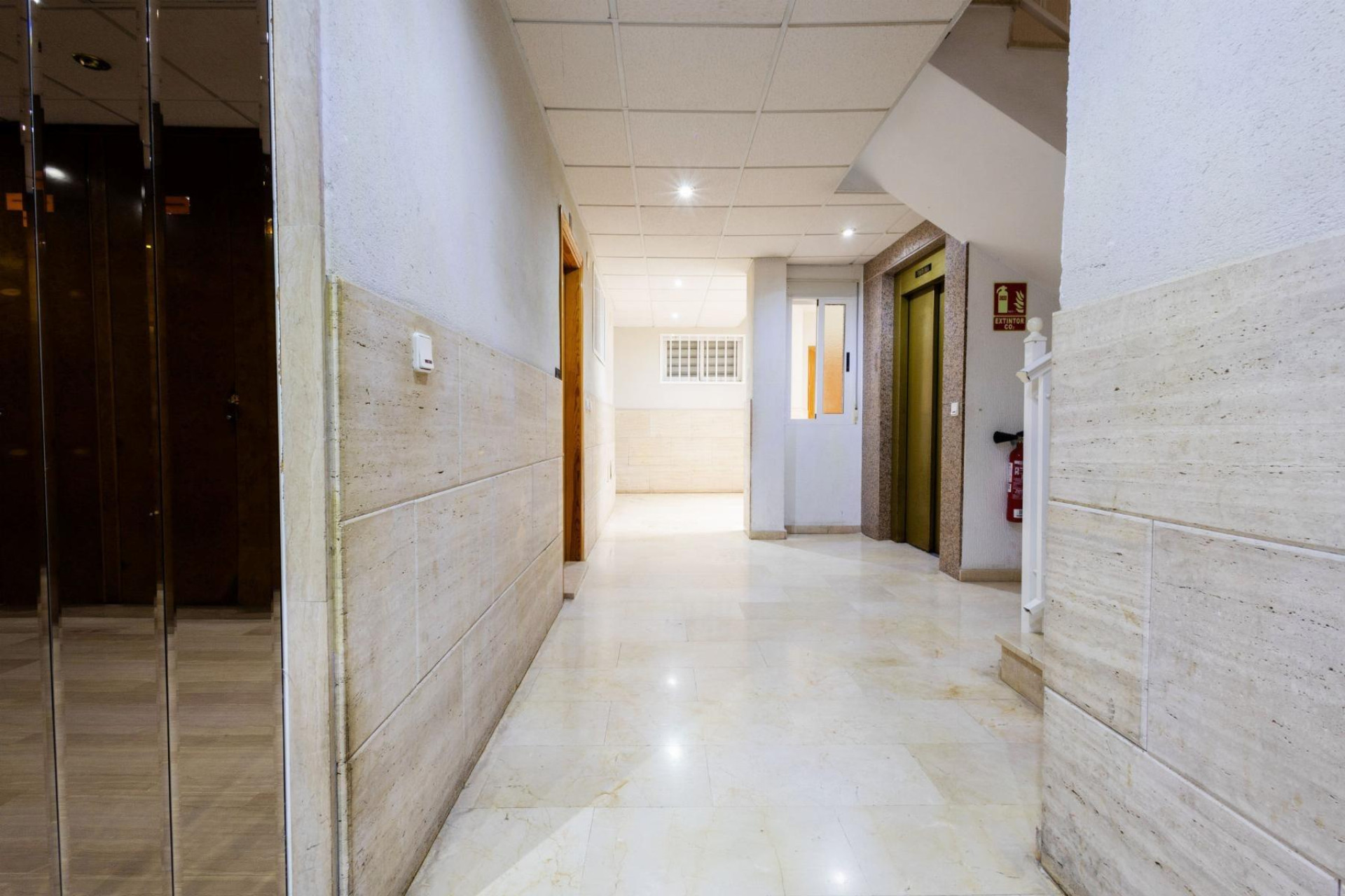 Resale - Apartment / flat - Torrevieja - Centro