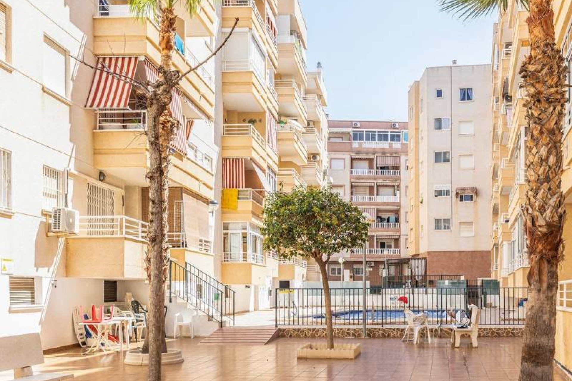 Resale - Apartment / flat - Torrevieja - Estacion de autobuses