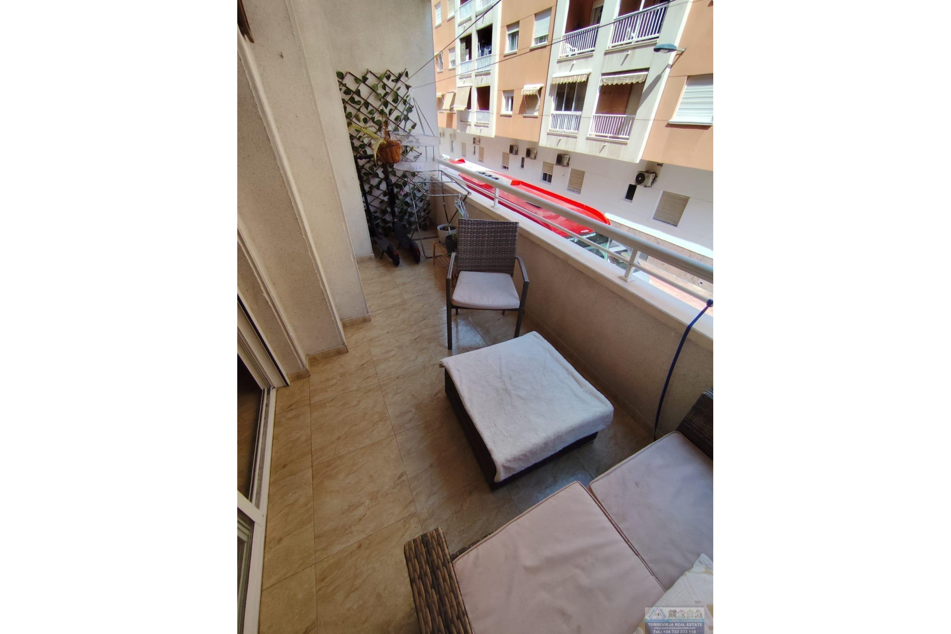 Resale - Apartment / flat - Torrevieja - Estacion de autobuses