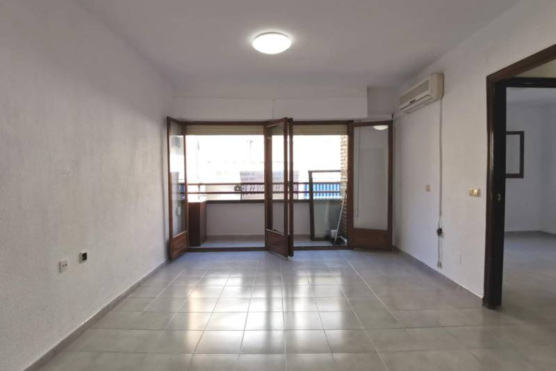 Resale - Apartment / flat - Torrevieja - Estacion de autobuses