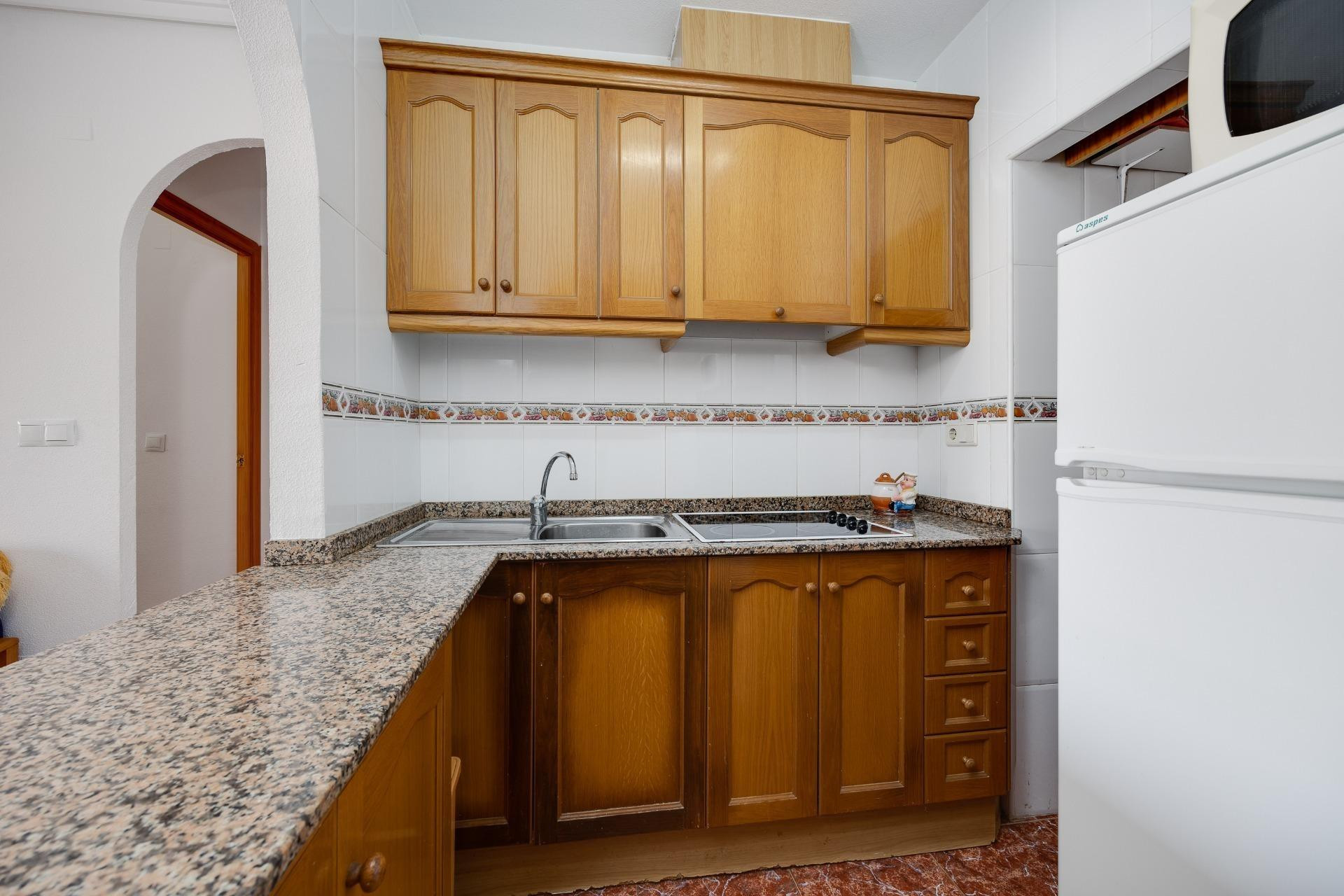 Resale - Apartment / flat - Torrevieja - Estacion de autobuses