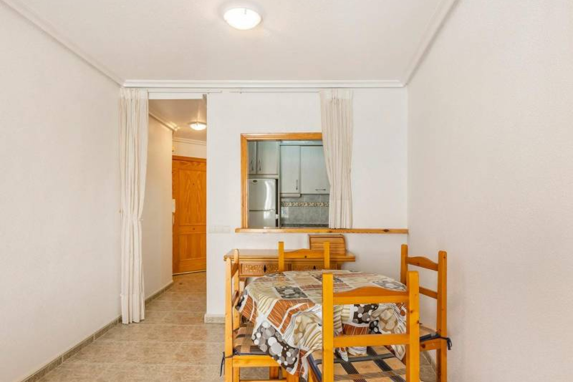 Resale - Apartment / flat - Torrevieja - La Mata pueblo