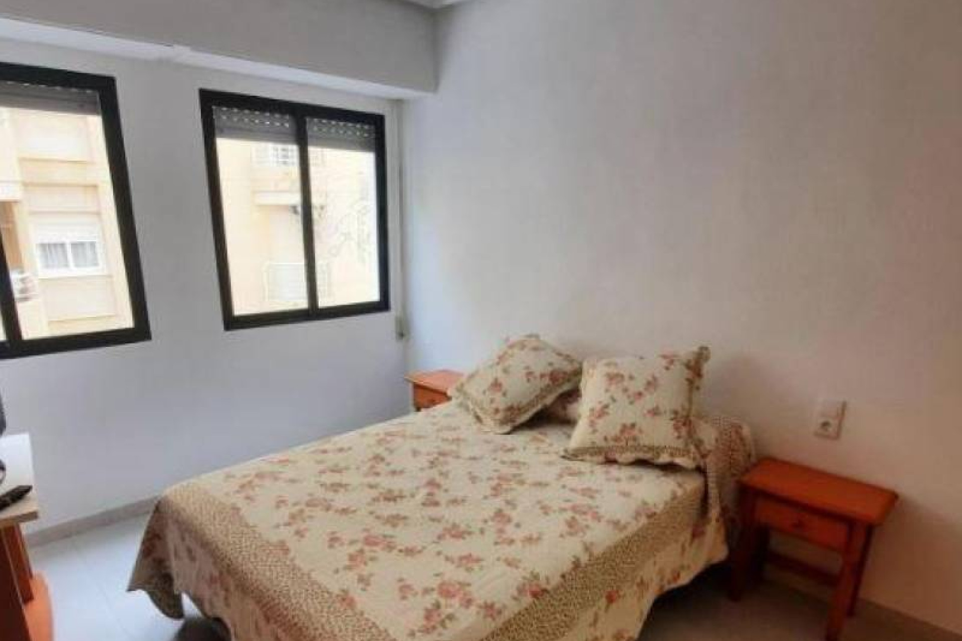 Resale - Apartment / flat - Torrevieja - La Mata