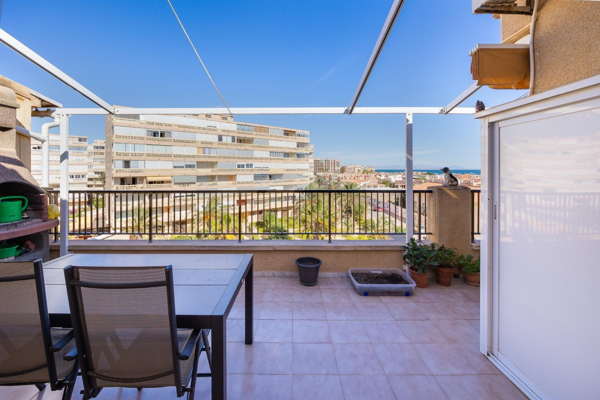 Resale - Apartment / flat - Torrevieja - La Mata