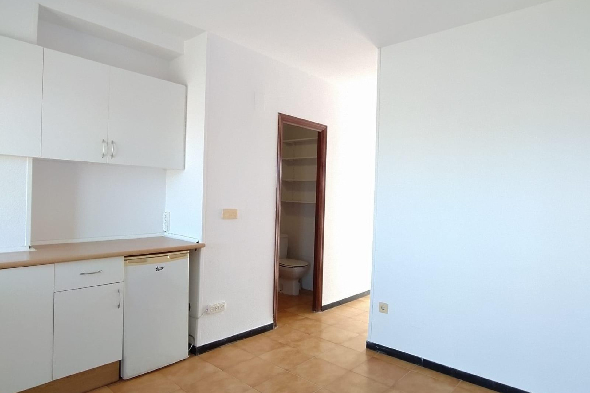 Resale - Apartment / flat - Torrevieja - La Mata