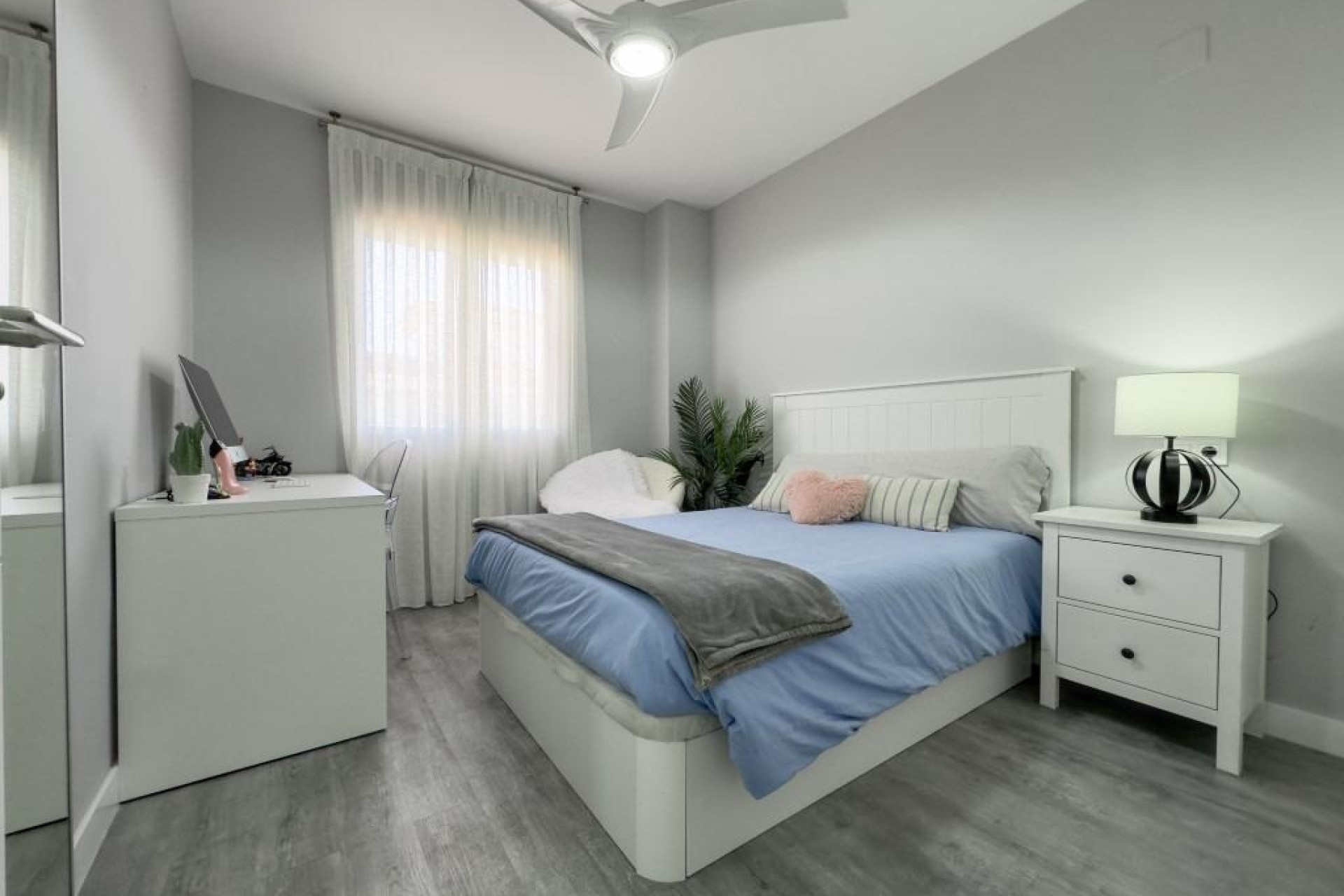 Resale - Apartment / flat - Torrevieja - La Mata