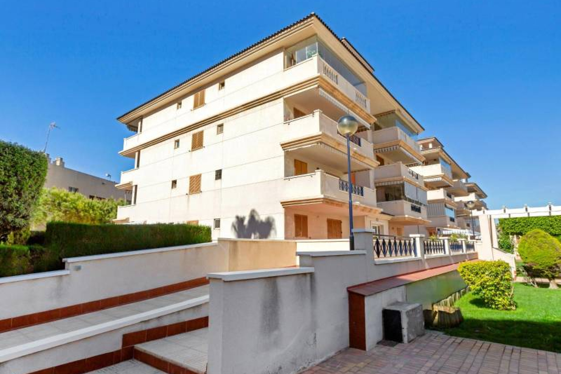 Resale - Apartment / flat - Torrevieja - La Mata