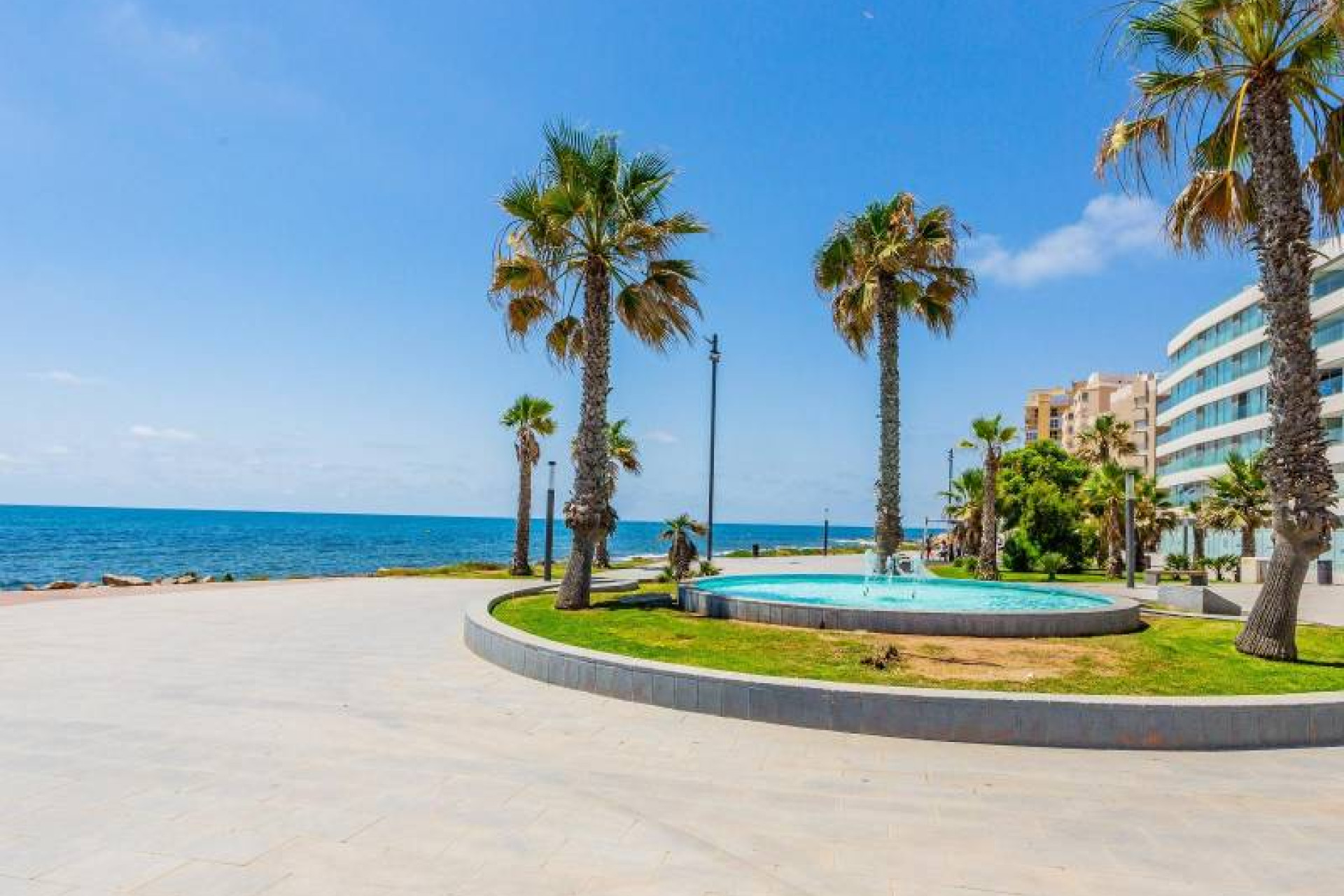 Resale - Apartment / flat - Torrevieja - Nueva Torrevieja