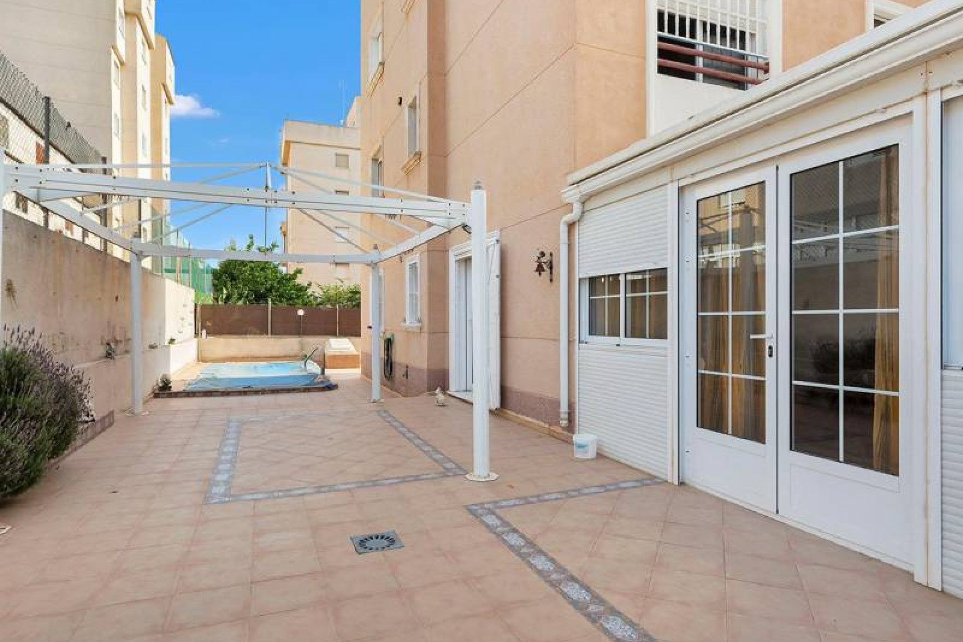 Resale - Apartment / flat - Torrevieja - Nueva Torrevieja