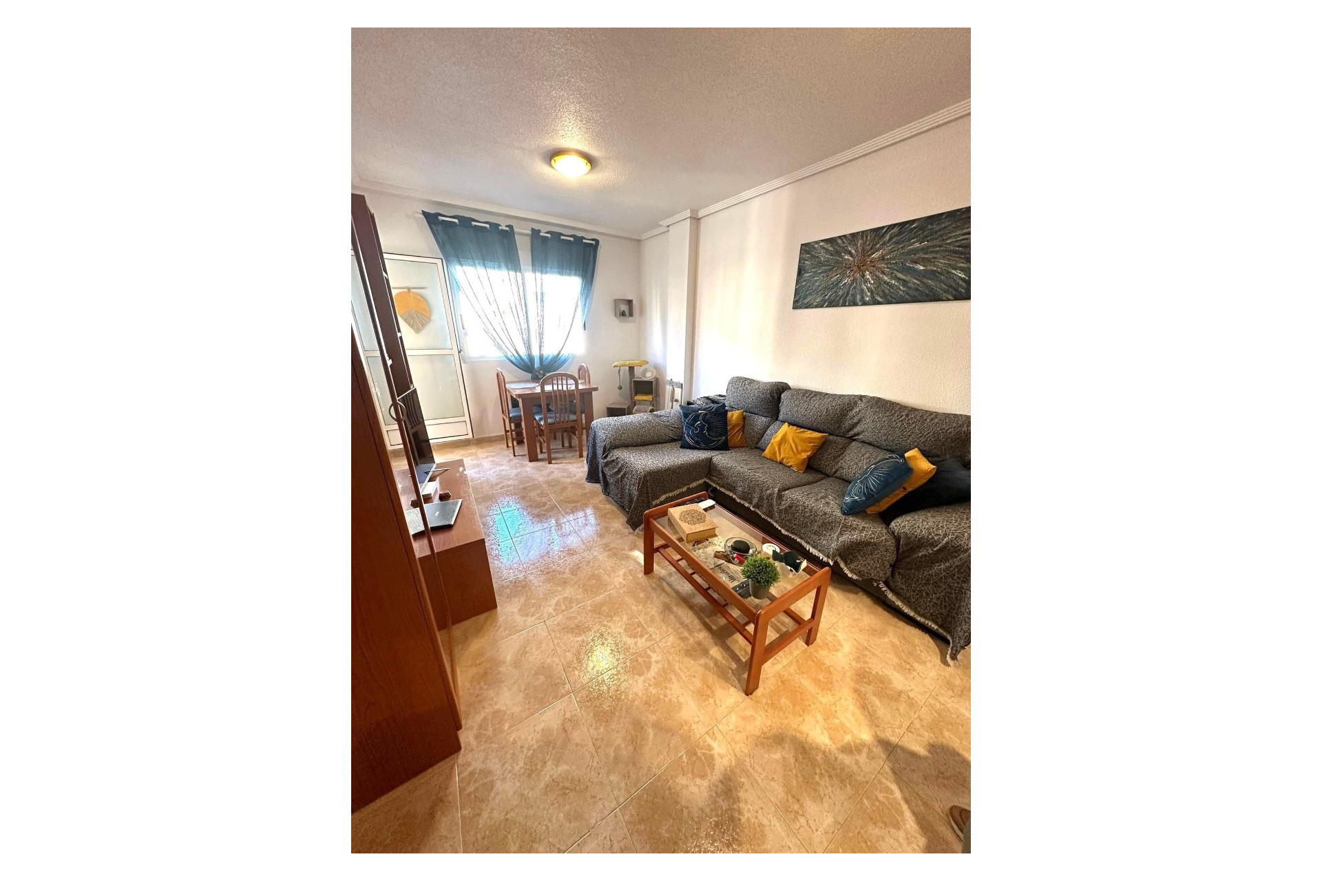 Resale - Apartment / flat - Torrevieja - Parque las naciones