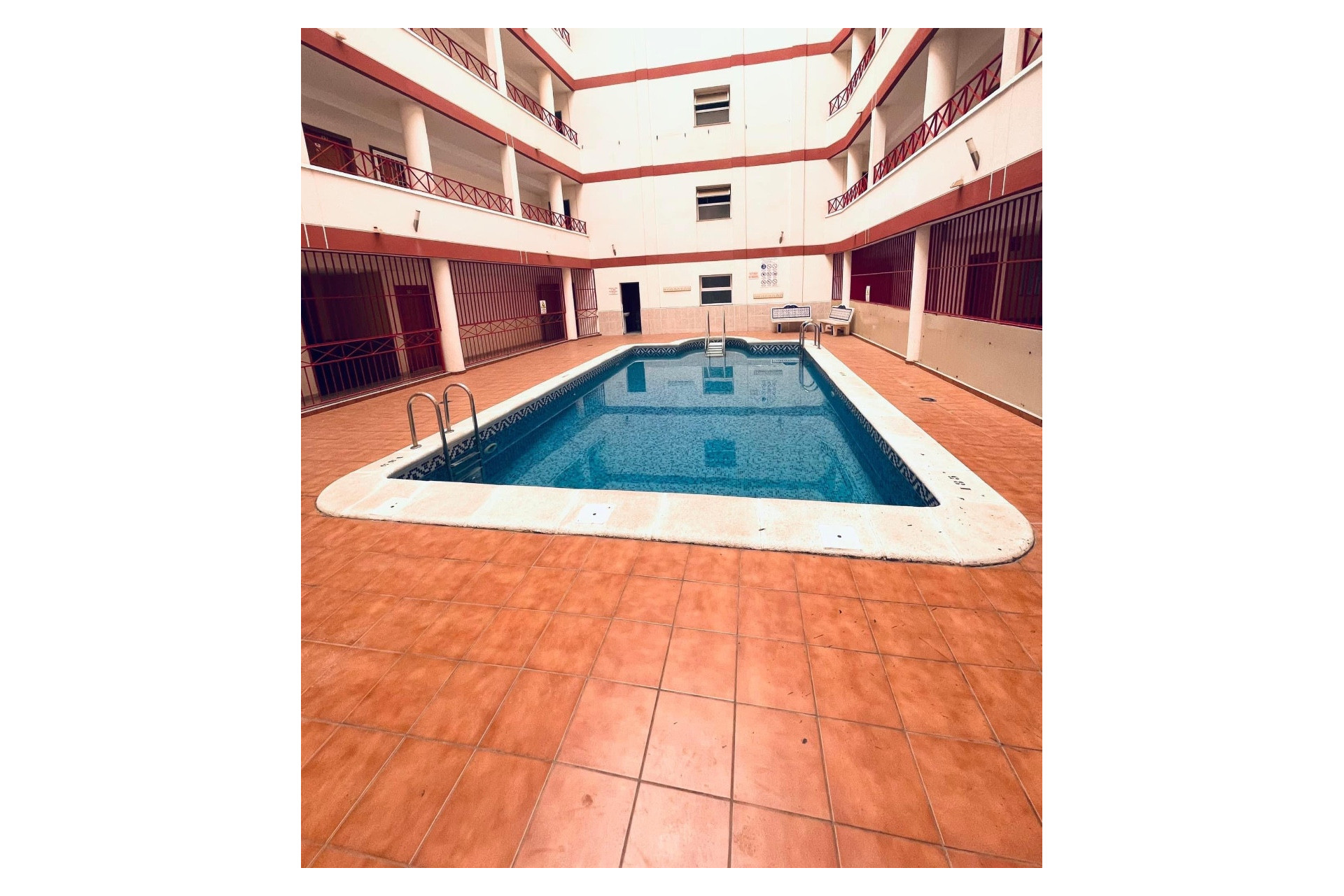 Resale - Apartment / flat - Torrevieja - Parque las naciones