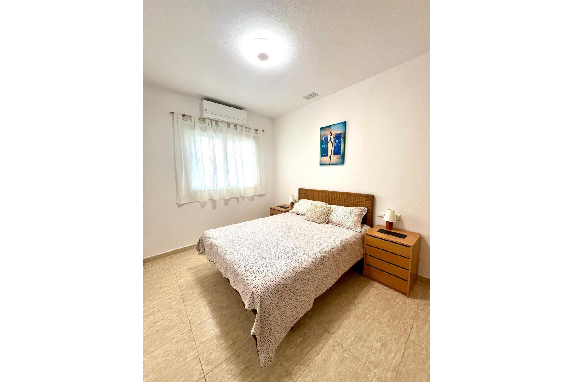 Resale - Apartment / flat - Torrevieja - Playa de los Locos