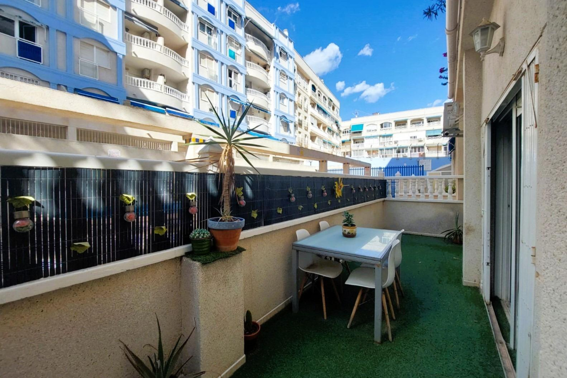 Resale - Apartment / flat - Torrevieja - Playa de los Locos