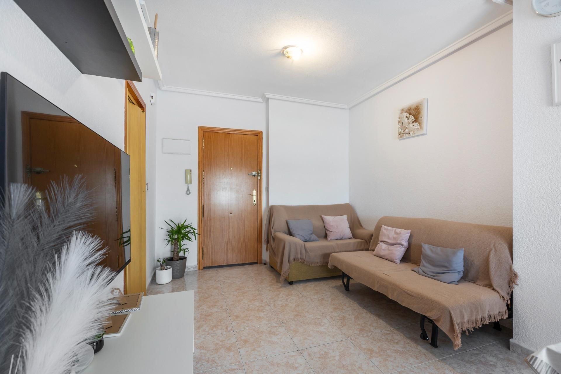 Resale - Apartment / flat - Torrevieja - Playa de los locos