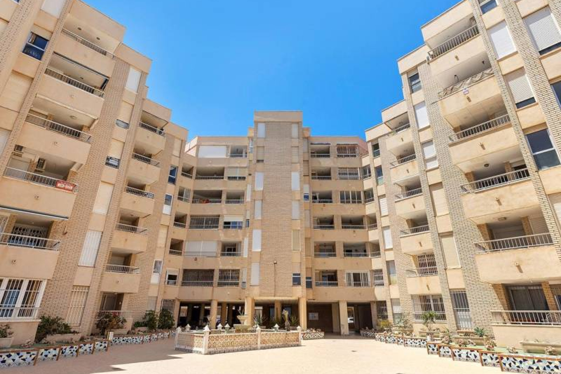 Resale - Apartment / flat - Torrevieja - Playa de los Locos