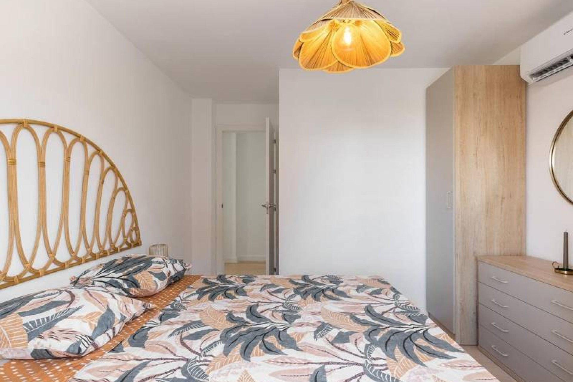 Resale - Apartment / flat - Torrevieja - Playa de los Naufragos