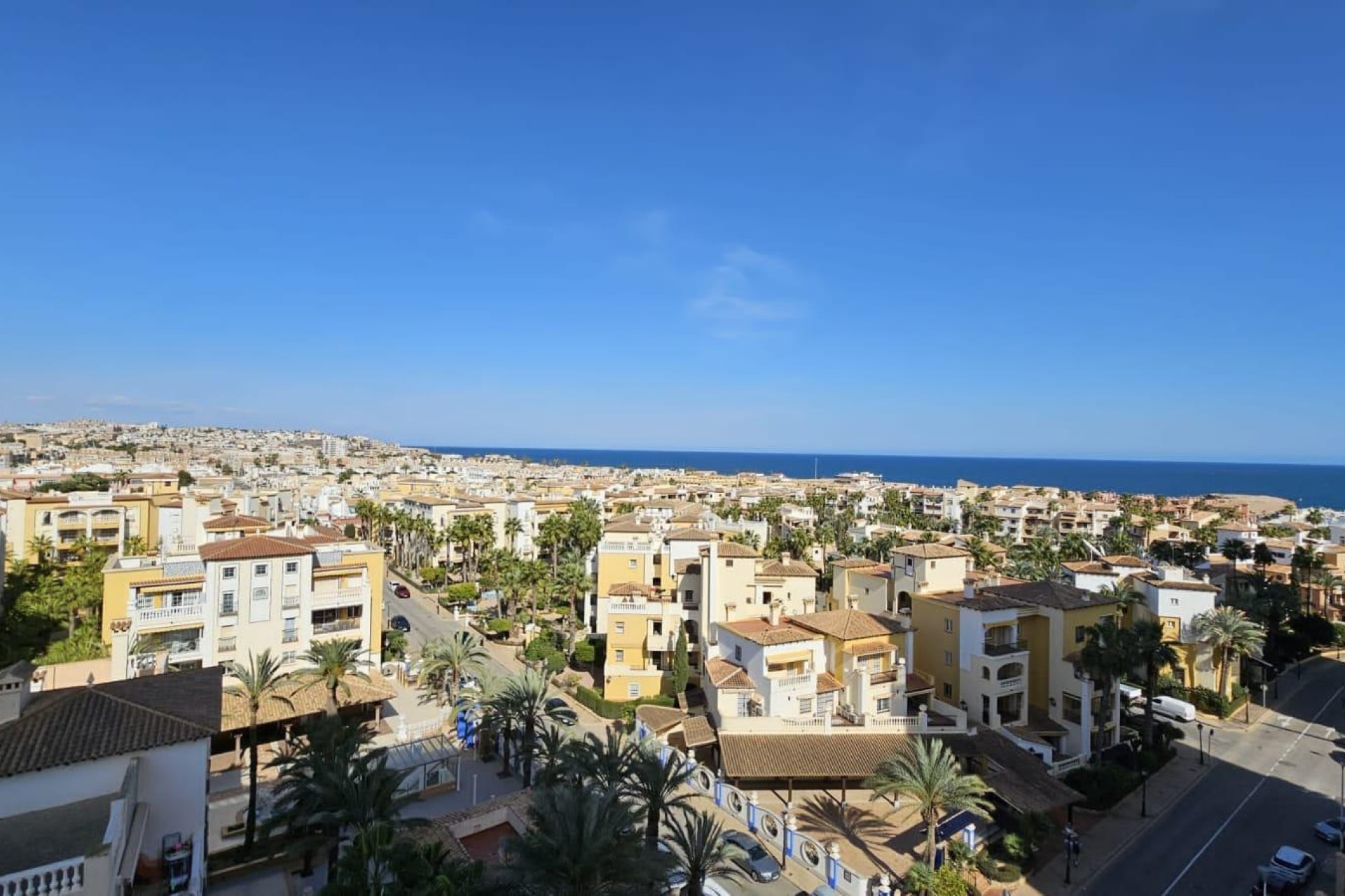 Resale - Apartment / flat - Torrevieja - Playa del cura