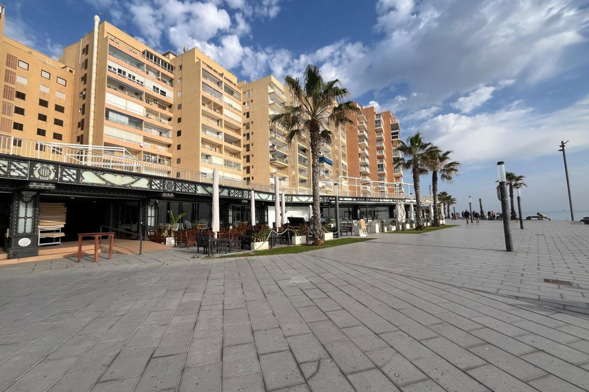 Resale - Apartment / flat - Torrevieja - Playa del cura