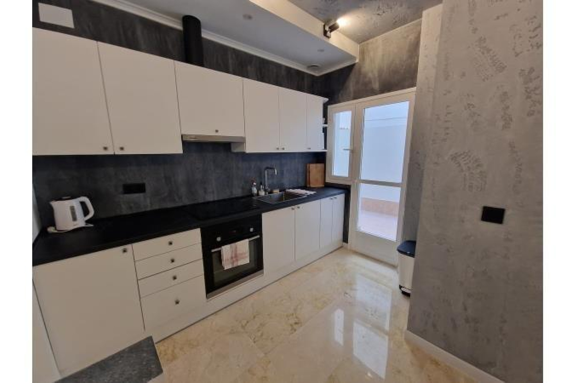 Resale - Apartment / flat - Torrevieja - Playa del cura