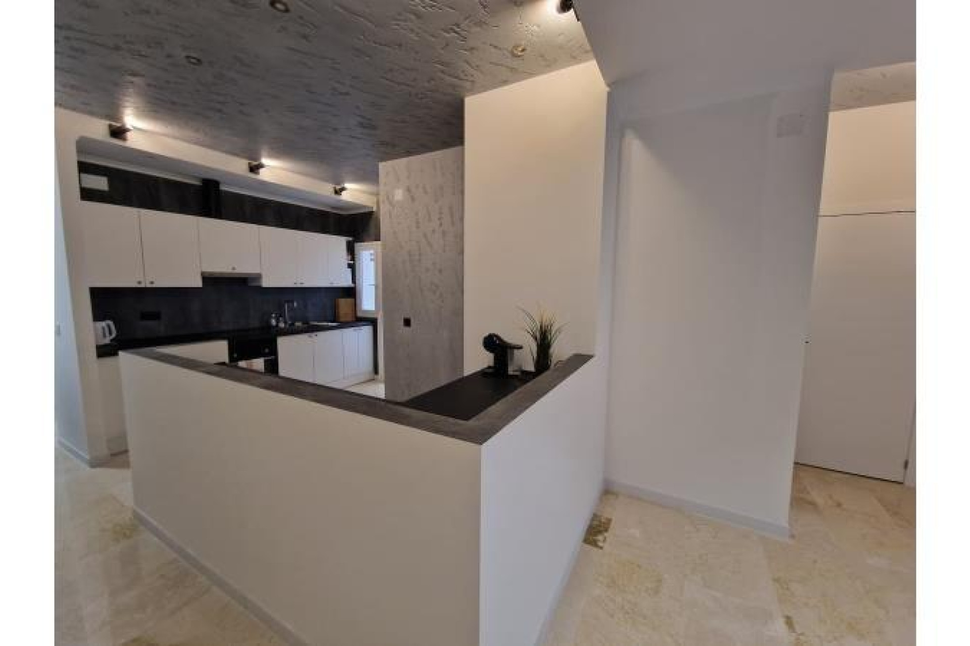 Resale - Apartment / flat - Torrevieja - Playa del cura