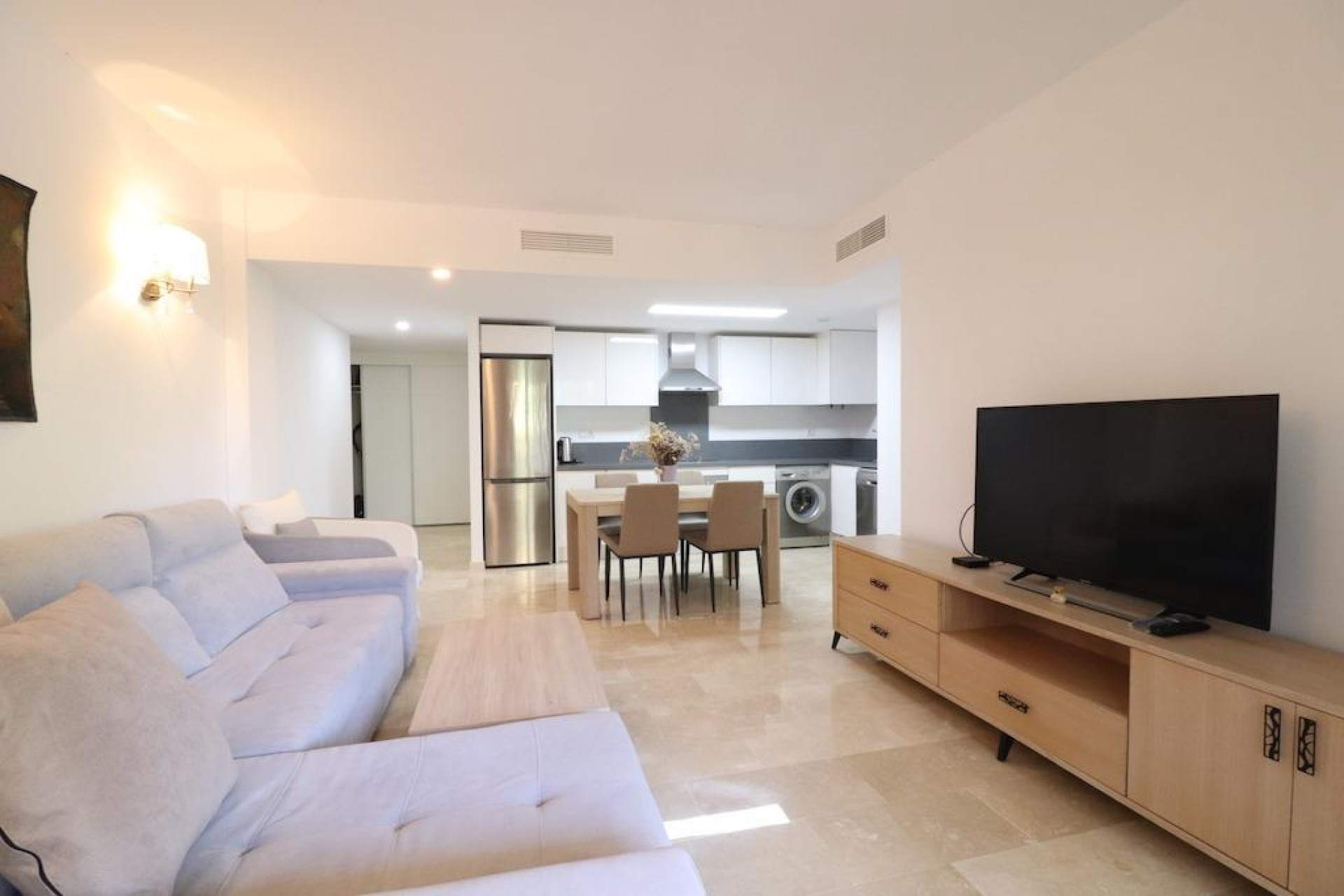 Resale - Apartment / flat - Torrevieja - Punta prima