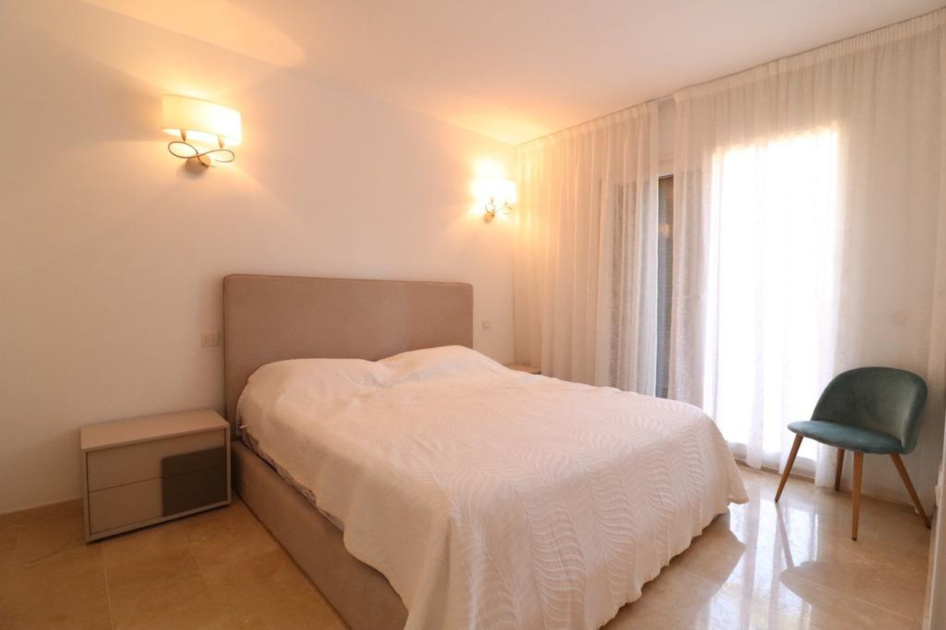 Resale - Apartment / flat - Torrevieja - Punta prima