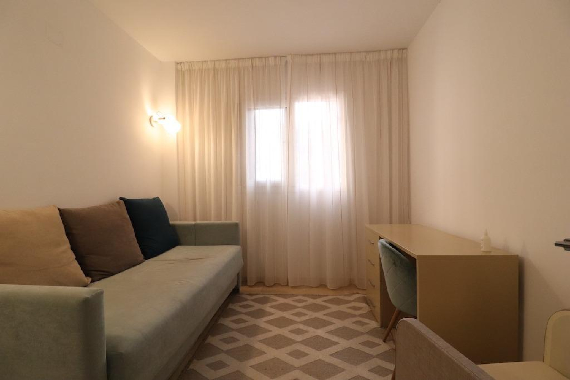 Resale - Apartment / flat - Torrevieja - Punta prima